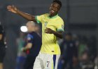 Brasil perde para o Paraguai e complica nas eliminatórias