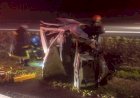 Mulher morre em capotamento na SP-294