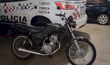 PM recupera moto furtada em Marília