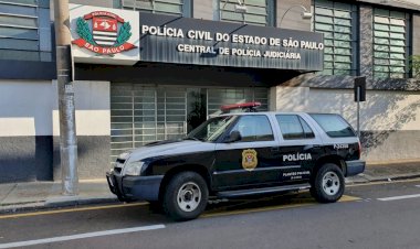 Mulher é presa em flagrante pichando prédio da CPJ em Marília