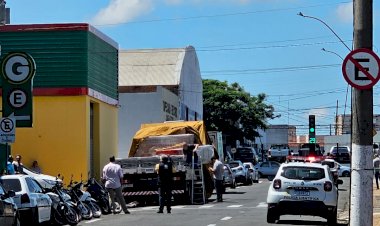 URGENTE! Homem morre em acidente de trabalho em Marília
