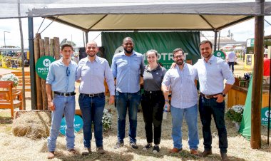 Secretaria de Agricultura, Abastecimento e Meio Ambiente, leva produtores e técnicos para a Coopershow