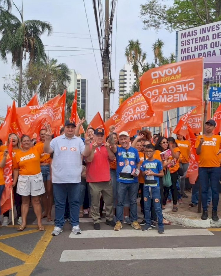 FENÔMENO LARANJA! Caminhada da Mudança traz a cor do otimismo para o centro de Marília