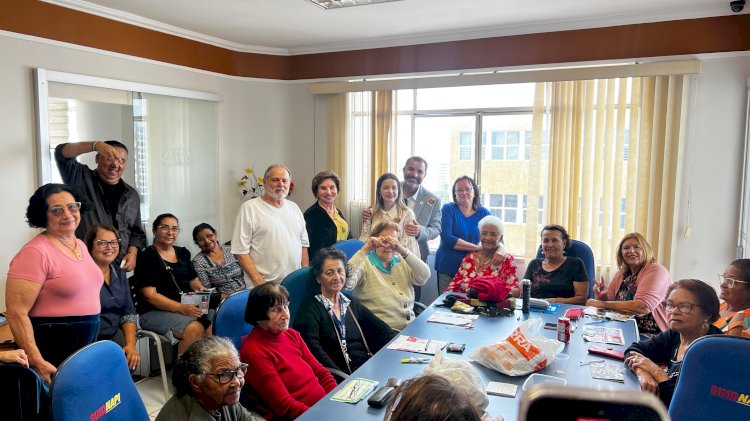 Candidato João Pinheiro Apresenta Propostas e Troca Experiências em Visita ao Sindicato dos Aposentados