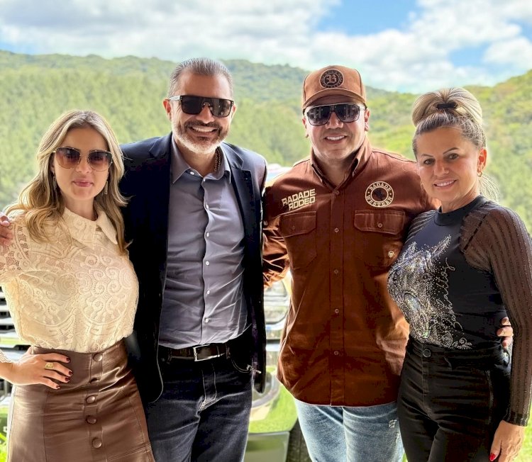 João Pinheiro inicia gravações ao lado de Dedé Santana em filme promissor e anuncia candidatura a Deputado Federal em 2026.