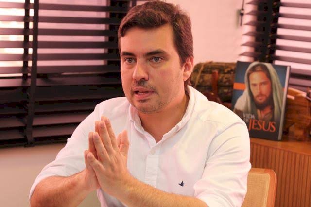 Vinicius Camarinha decreta intervenção e suspende gestão da RIC Ambiental