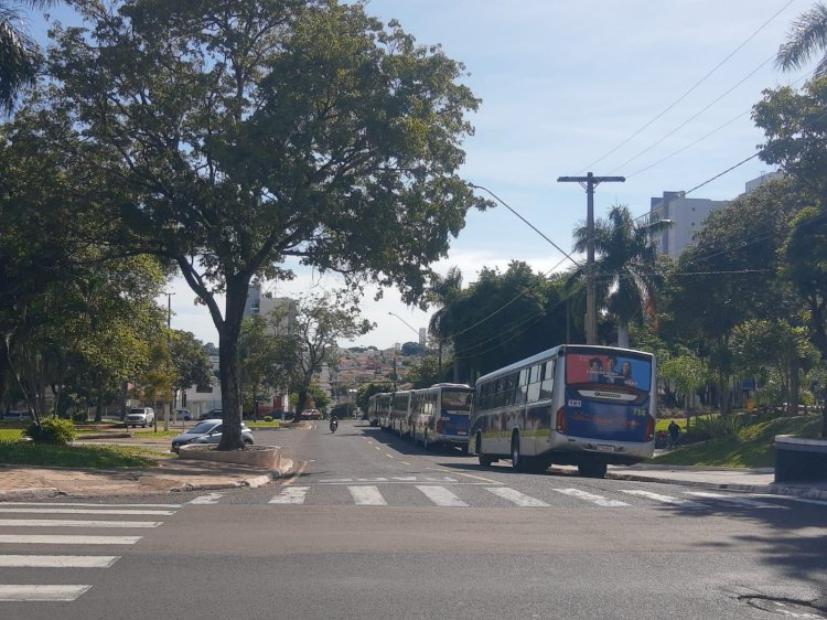 Obras de reforma e ampliação interditam terminal urbano em Marília; veja as mudanças