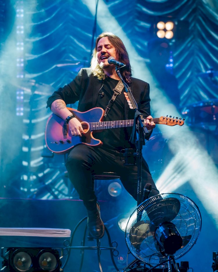 Marília Faz Aniversário com Show de Dino Fonseca, Realizado pela WX Eventos e Patrocinado pelo Grupo João Pinheiro